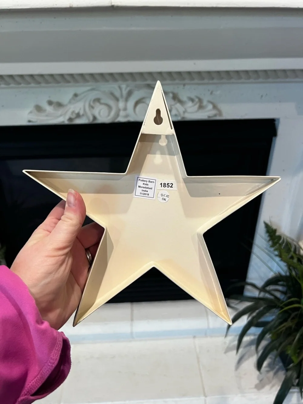 Pottery Barn Kids Glazed Metal Star Set